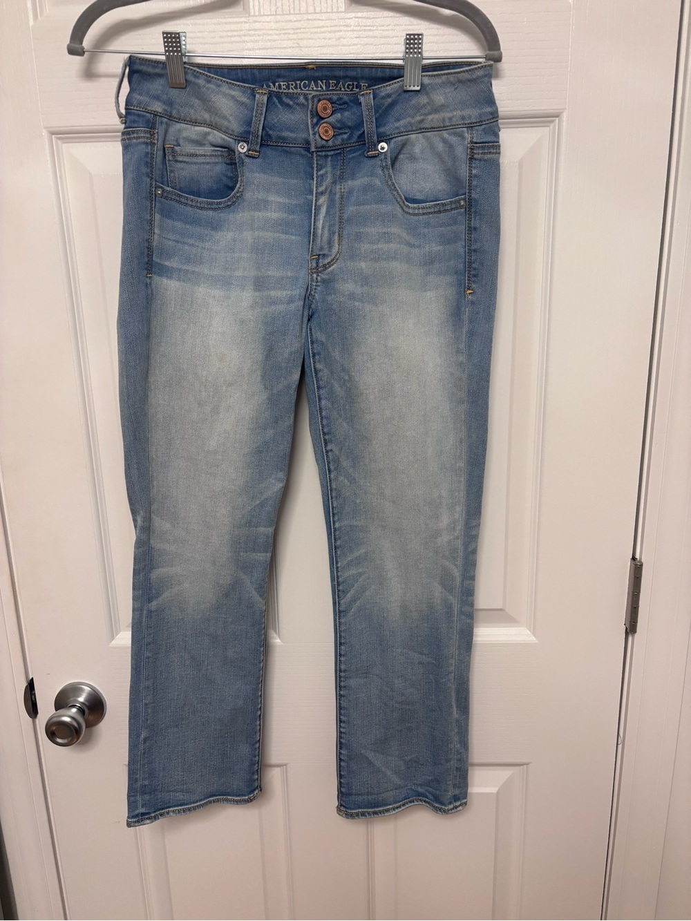 American Eagle Outfitters Light Blue Relaxed Jeans